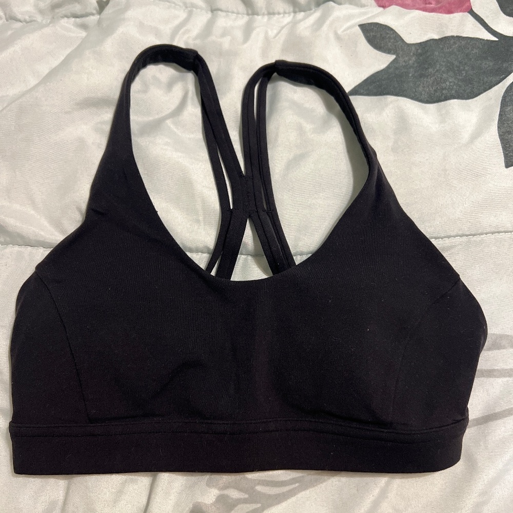 Lululemon sports bra